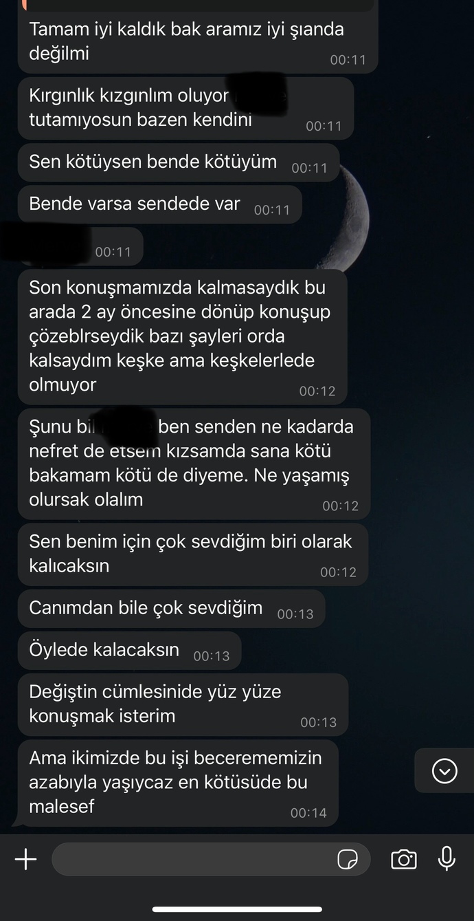 Ayrıldık geri deneyelim dedim bizden olmaz dedi istemedi böyle diyor sizce seviyor mu?