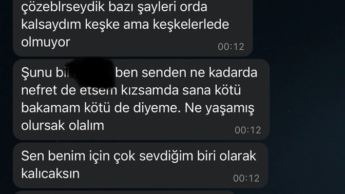 Ayrıldık geri deneyelim dedim bizden olmaz dedi istemedi böyle diyor sizce seviyor mu?