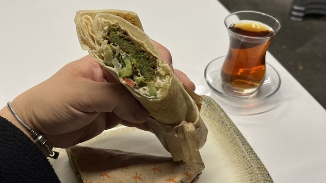 Siteden kime falafel wrap ısmarlayayım?