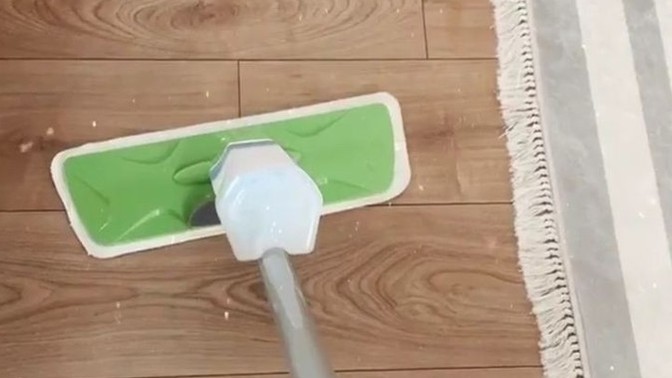 Evin en büyüğü olmak, ev temizliğine mahkum olmak mı demektir?