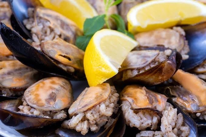 Midye dolma sever misin?