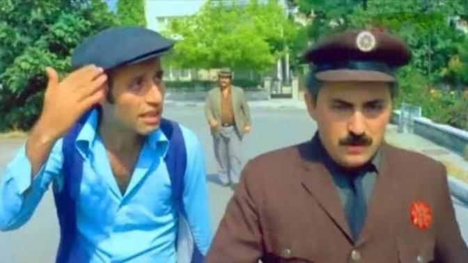 Yeşilçam sahnelerine ingilizce dublaj eklenince, size de daha komik geliyor mu?