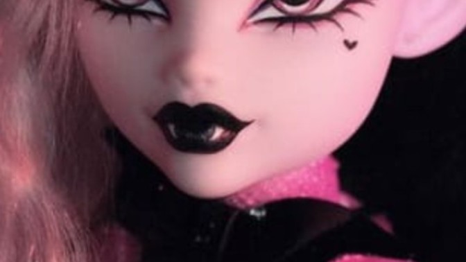 Monster gotik makyajlar güzel mi aykırı mı?