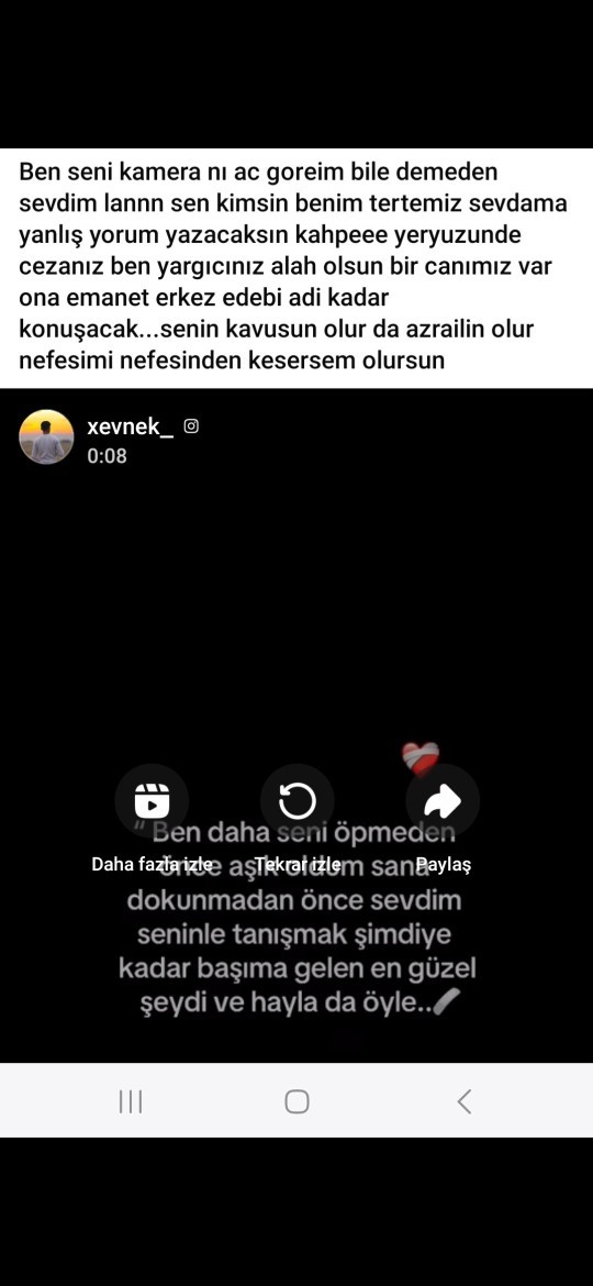 Arkadaşlar ayrildigim eşim. ne demeye çalışmış burada anlamadım?