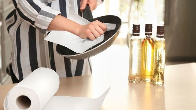 Kağıt havlu kullanarak yapabileceğin en sıra dışı temizlik fikri nedir?
