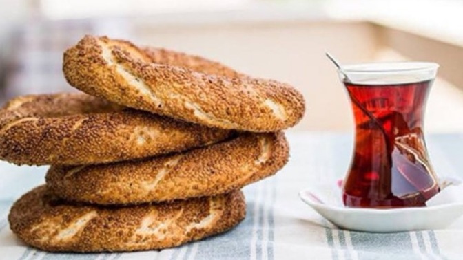 Yaşadığınız şehirde çay ve simit kaç ₺ oldu?