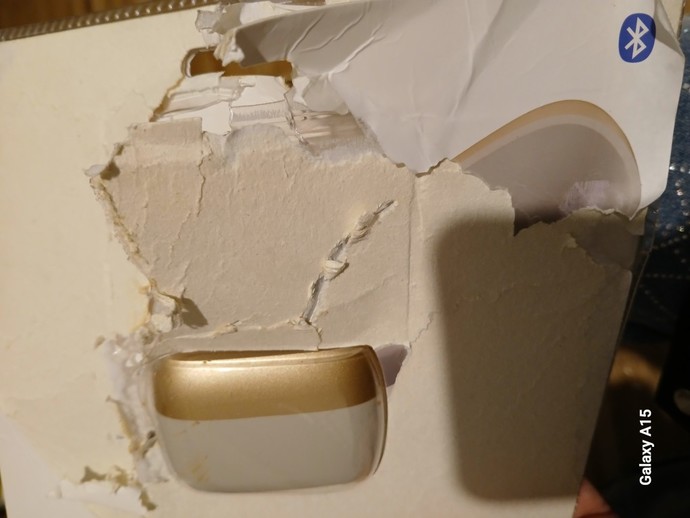 Bu paketleri neden böyle yapıyorlar ne olsun istiyorlar paketle 3 cu dünya savaşı mı başlatayım?