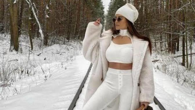Biz montla gezerken crop giyenler şov mu yapıyor?