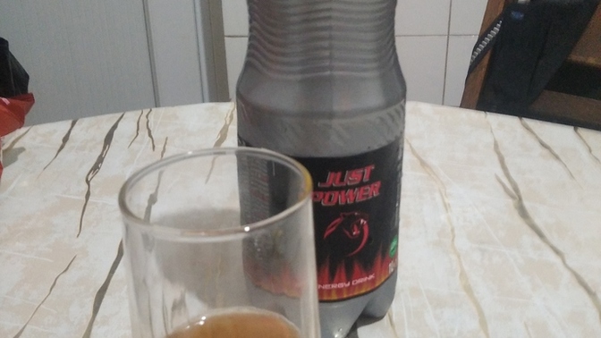Bu şarkının hakkını vermek vardı ama alkol kullanmıyorum enerji içeceği içsem olur mu 🥃?