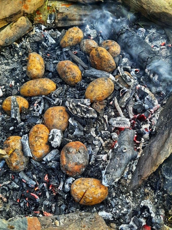 Közde patates sever misiniz?