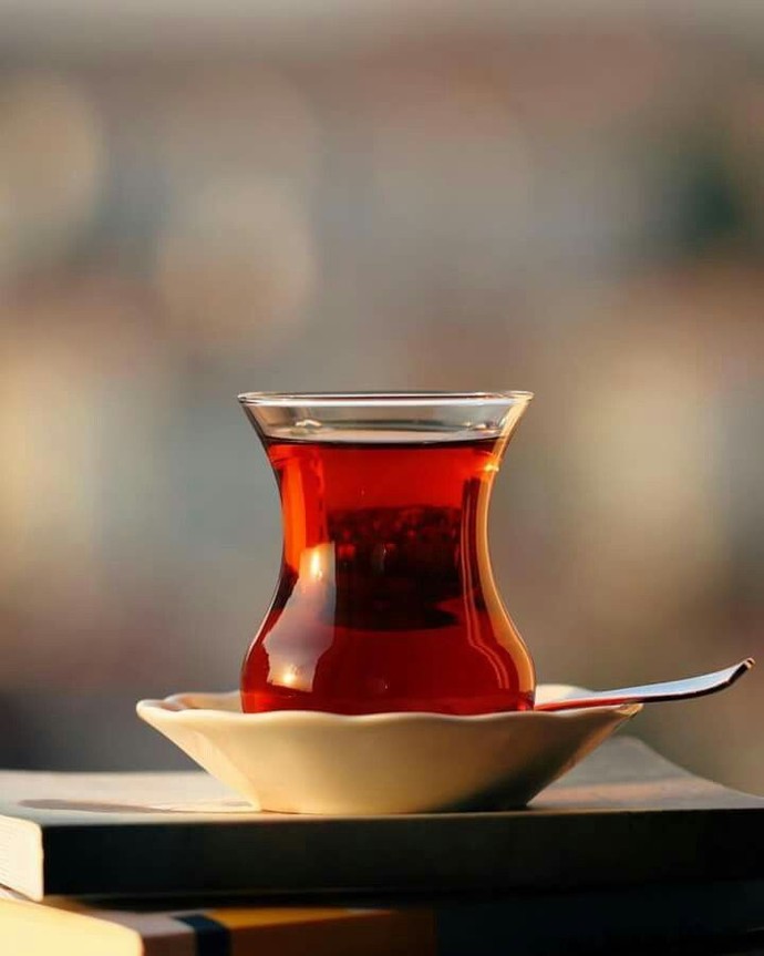 Çayı genellikle gündüz mü yoksa akşam mı içmeyi seversiniz?