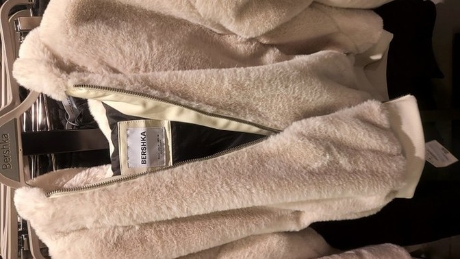 Sizce bu hırka (mont) kötü mü duruyor?