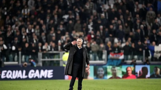 Sizce Fenerbahçe José Mourinho ile yola devam etmeli mi?