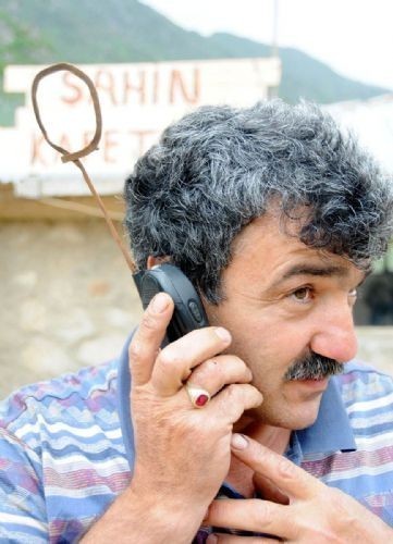 Ilk telefonunu kac yasindayken aldin?