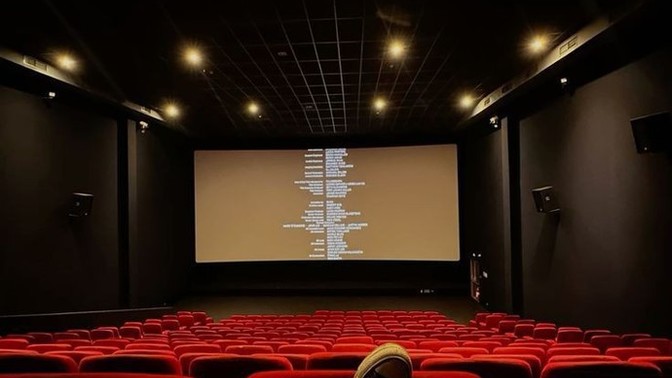 Kesinlikle sinemada izlenmeli dediğin filmler hangileri?