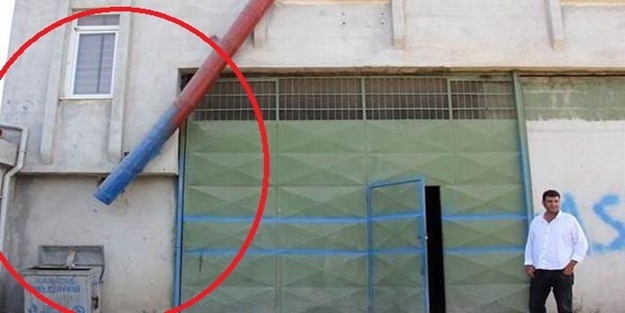 Eşi yorulmasın diye evine Çöp Boru Hattı kurdu! Eşiniz bunun aynısını yapsaydı mutlu olur muydunuz?