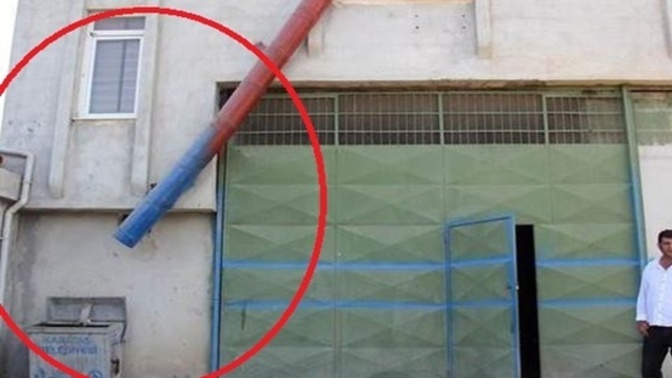 Eşi yorulmasın diye evine "Çöp Boru Hattı" kurdu! Eşiniz bunun aynısını yapsaydı mutlu olur muydunuz?