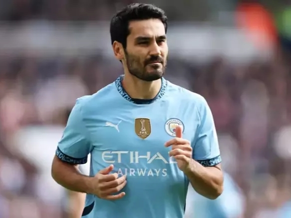 İlkay Gündoğan gerçekten Galatasaray a hem de bedavaya evet derse mutlu olur musunuz?