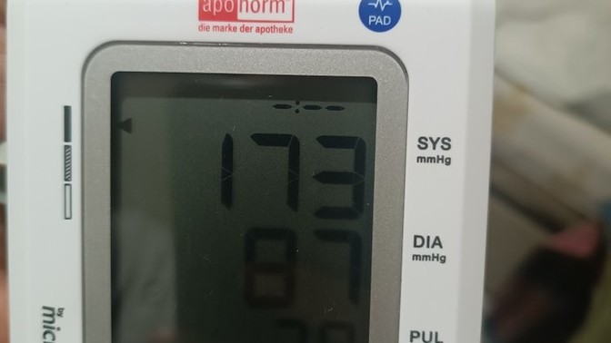 Doktor var mı tansiyonum çok yüksek degilmi?