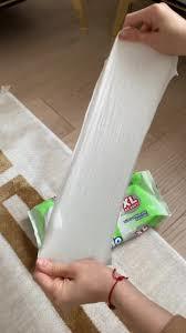 Yerlerdeki inatçı kirleri çıkarırken mop yerine yüzey temizlik havlusunu kullanmayı denedin mi?