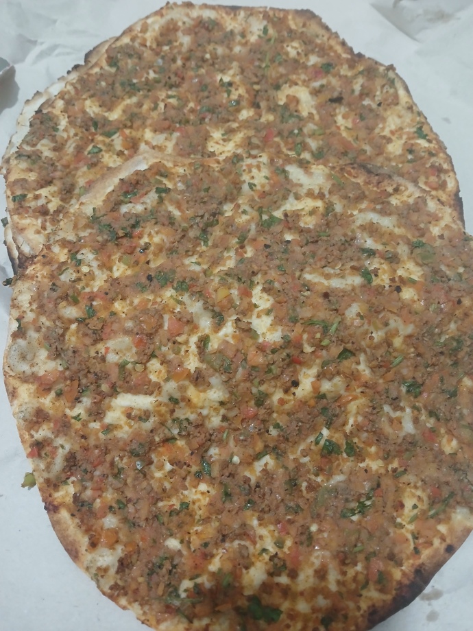 Bu saatte lahmacun yiyebilir misiniz?