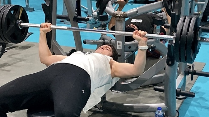 Sizce bu fotoda kaç kilo kaldırıyorum 🤔?
