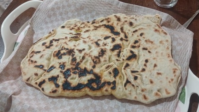 Büyük hamur yapıp ıcıne patates koydum 😂😋?
