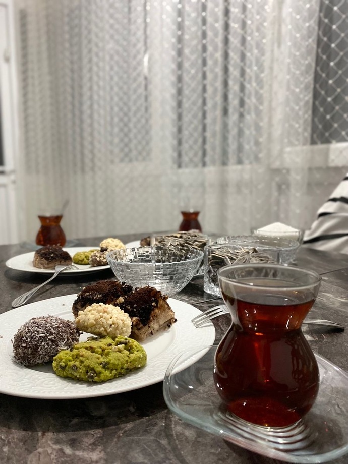 Çay saati kaç günde bir yapıyorsun?
