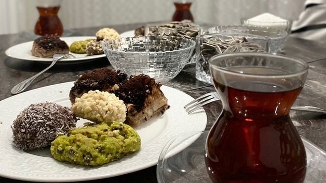 Çay saati kaç günde bir yapıyorsun?