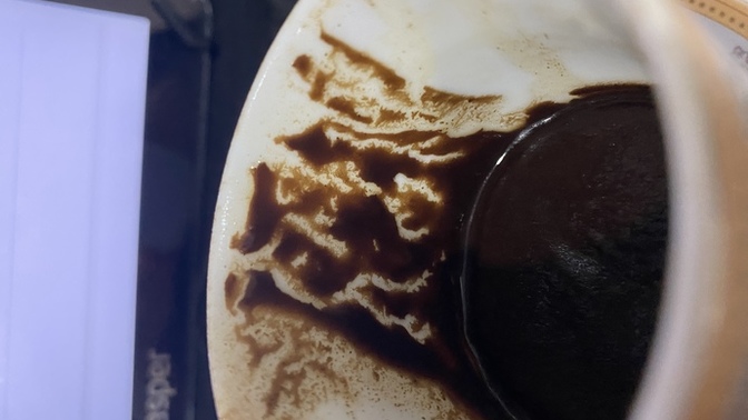 Lütfen kahve falı bakabilen birisi falıma bakabilir mi çok merak ediyorum?