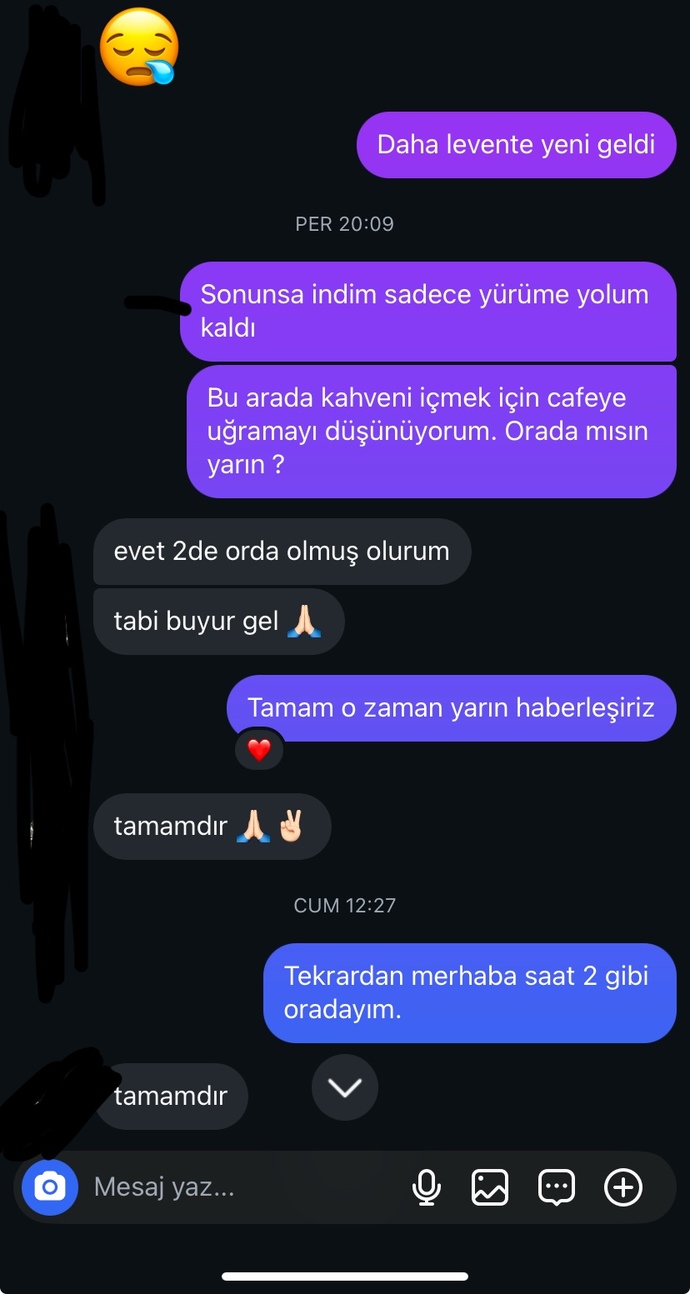 Aşırı ilgili mi yoksa karekteri mi öyle?
