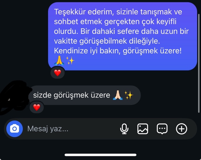 Aşırı ilgili mi yoksa karekteri mi öyle?