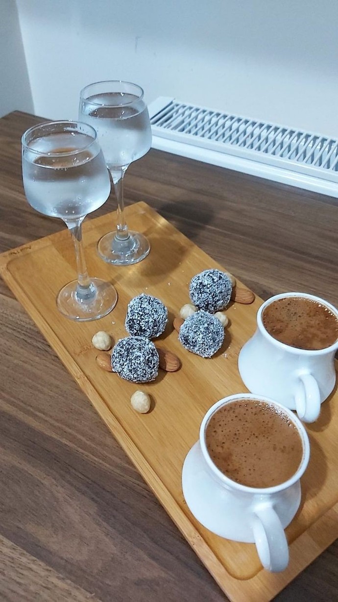 En son kiminle kahve içtiniz?
