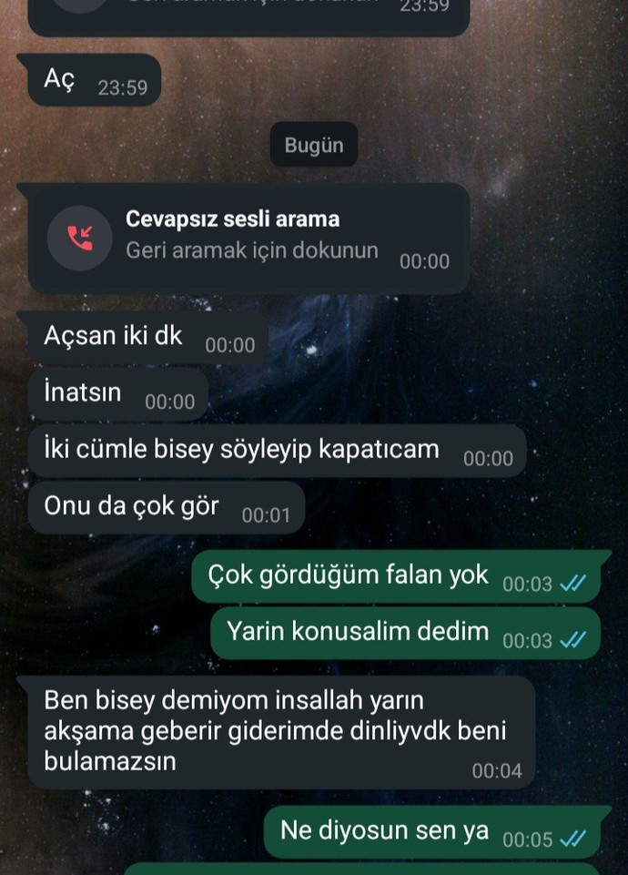 Hem hatalı hemde ilgi istiyor?