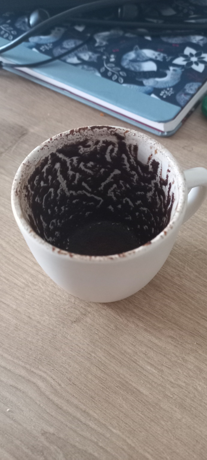 Aşk hayatımda neler var? neler çıkmış? kahve falımı yorumlar mısınız:)?