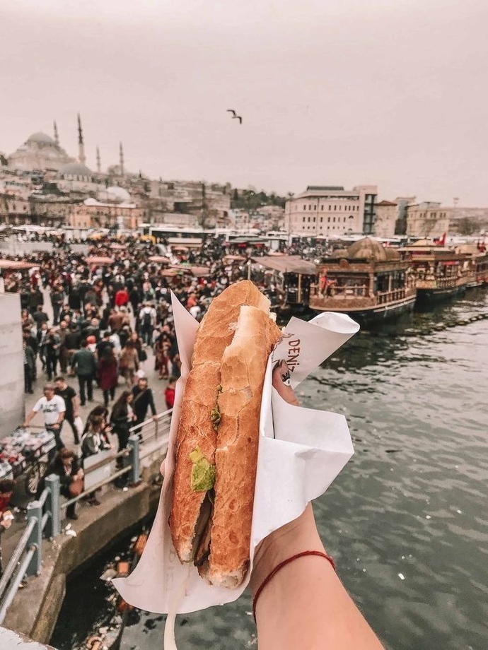 Balık ekmek, yemeği sever misiniz?
