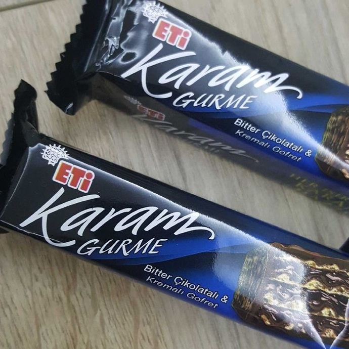 Vişneli meyvesuyuyla harika bir lezzet şöleni kesinlikle yemeniz lazım 😀