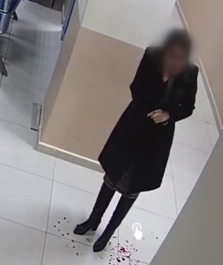 Kadın müdür yardımcısının bo*azını kesen çocuk?