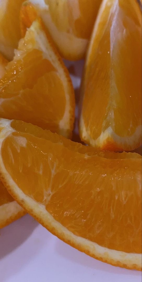 Ayyy çok severim vitamin deposu sulu sulu mis 😋