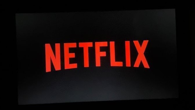 Abimin Netflix i var bana sifresinu verdi benim izlediklerimi oda gorurmu?