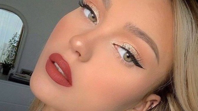 Günlük makyajınızı yapmak için ortalama ne kadar zaman harcıyorsunuz?