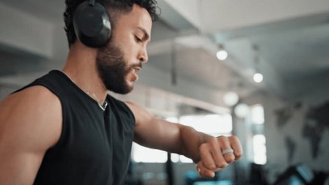 Sizce şarkı dinlemek, zaman geçirmek için bir nebze iyi bir yöntem olabilir mi?