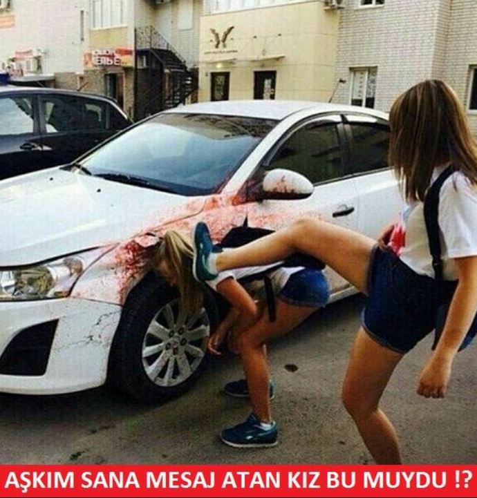Sevgilinize birisi asılsa ne yaparsınız?
