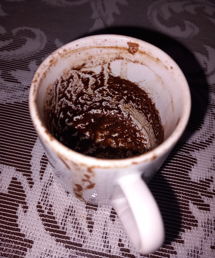 Iyi aksamlar falimda ne var?