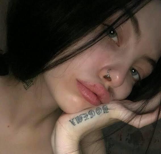 Dövmeli ve piercingli kızları tavlamak daha mı kolay?