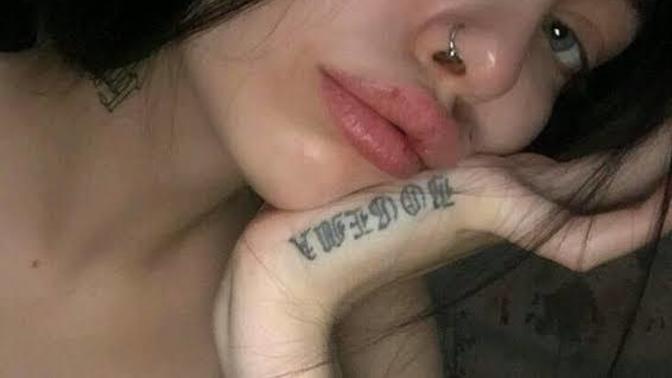 Dövmeli ve piercingli kızları tavlamak daha mı kolay?
