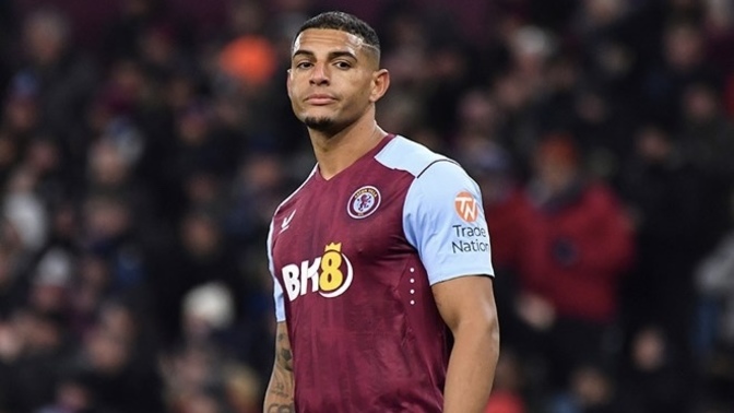 Fenerbahçe Aston Villa’dan Brezilyalı stoper Diego Carlos ile anlaştı! Sizce bu transfer stoper için ilaç olur mu?