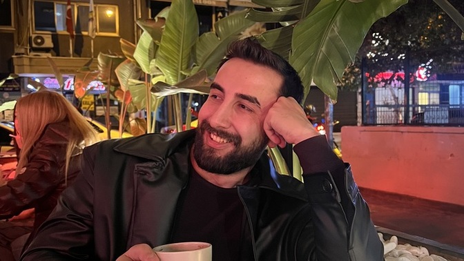 Nasılım arkadaşlar dürüst olursak sevinirim?