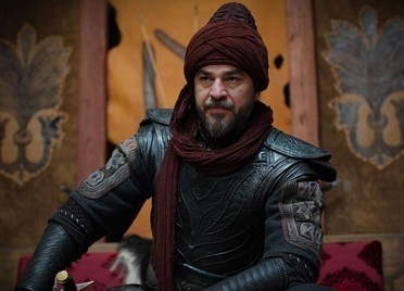 Arkadaşlar sizce ertuğrul bey mi daha iyi yoksa osman bey mi daha iyi 2 sinide izleyenler oylama yapsın ?