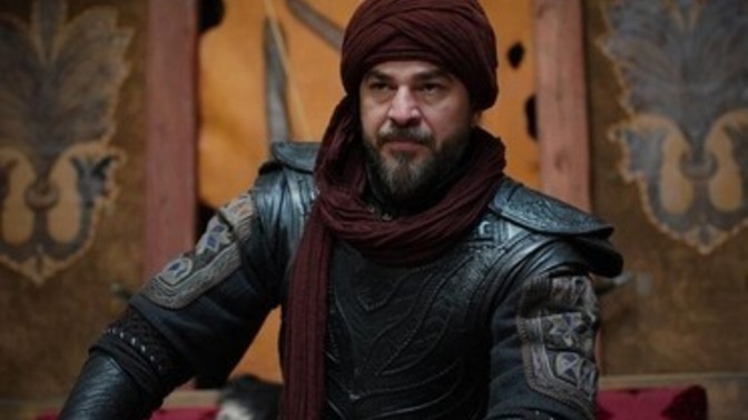 Arkadaşlar sizce ertuğrul bey mi daha iyi yoksa osman bey mi daha iyi 2 sinide izleyenler oylama yapsın?